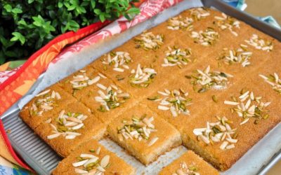 Cake With Semolina & Nuts