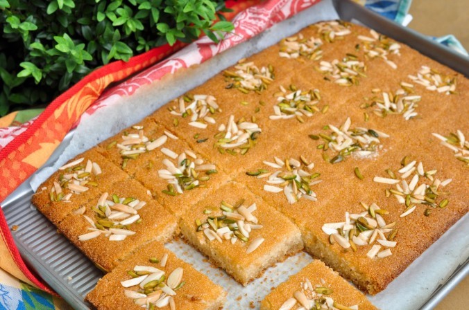Cake With Semolina & Nuts