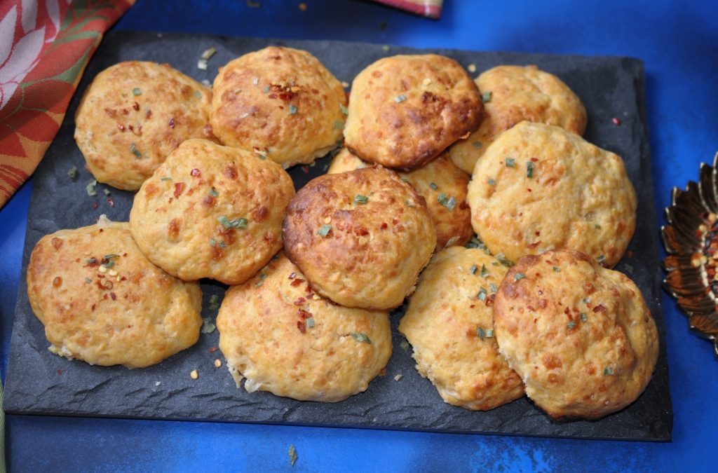 Cheddar Cookies with Chili flakes & Chives