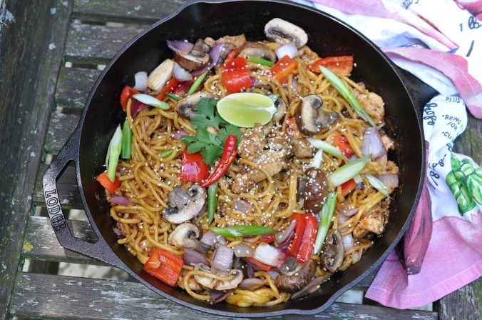 Sesame Noodles With Chicken & Mushrooms