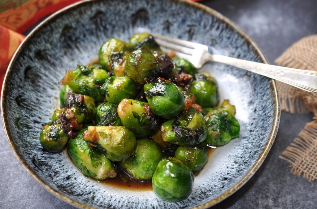 Garlicky Brussels Sprouts with Oyster Sauce